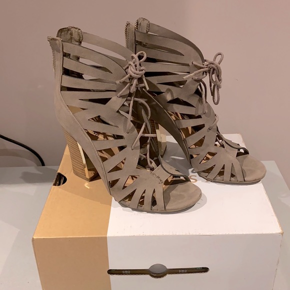 Call it spring Heeled Sandals - Picture 2 of 4